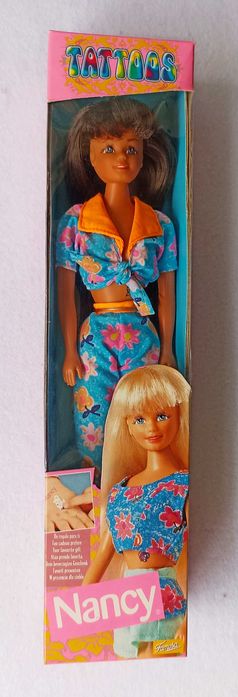 Nancy Tattoos Brunette Famosa Spain 1999