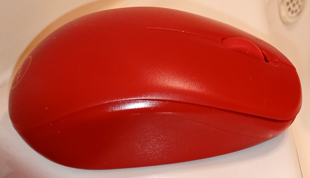 Myszka komputerowa Dell WM126 czerwona.