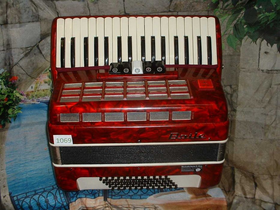 Acordeão Avenda R 1069