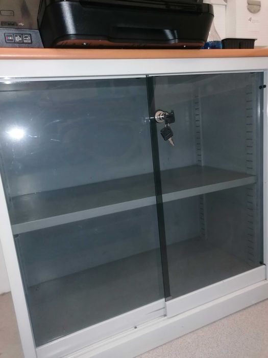 Secretárias_estantes marca rall