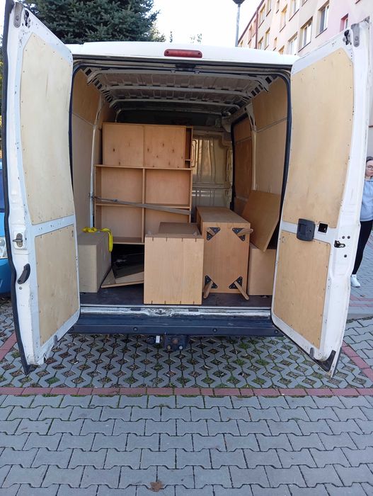 Transport przeprowadzki przewóz sprzątanie piwnic BUS Sanok