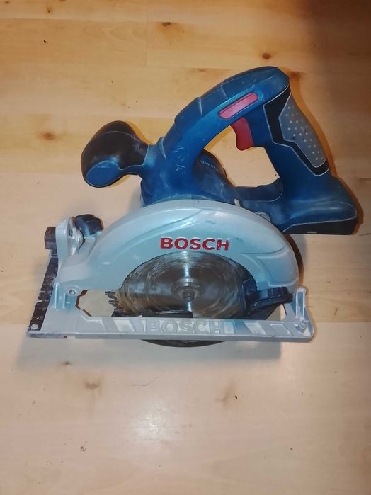 Pilarka tarczowa Bosch GKS 18V-LI Body + tarcza
