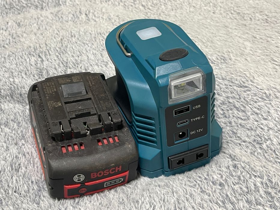 Инвертор, преобразователь с 18 вольт на 220. Bosch. Новый