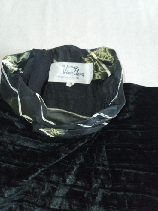 2 vestidos antigos ( França) anos 80