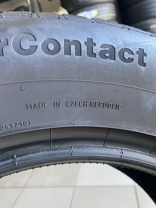 235/65/17 104Н Continental Winter Contact TS850P
