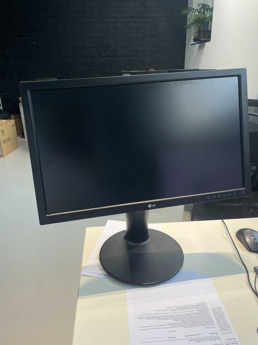 LG 24MB65 Black Б/В 24 дюйми IPS для дому та офісу є кількість