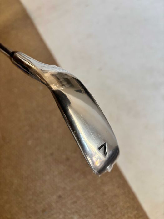 Taco Golf Club - Ferro n.7 (novo em folha)