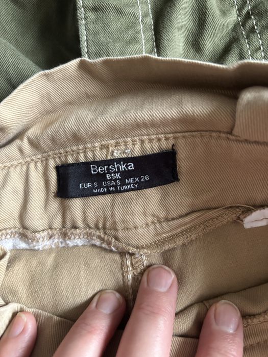 Spodenki BERSHKA roz.36 dwie pary