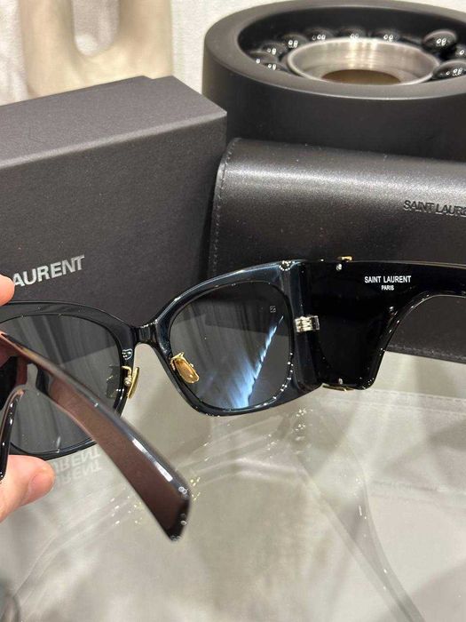 Сонцезахисні окуляри модель YSL SL M119 жіночі чорні оверсайз