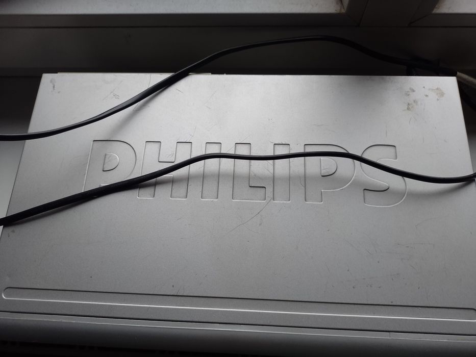 Odtwarzacz vhs Philips VR 550 wtyczka angielska brak pilota