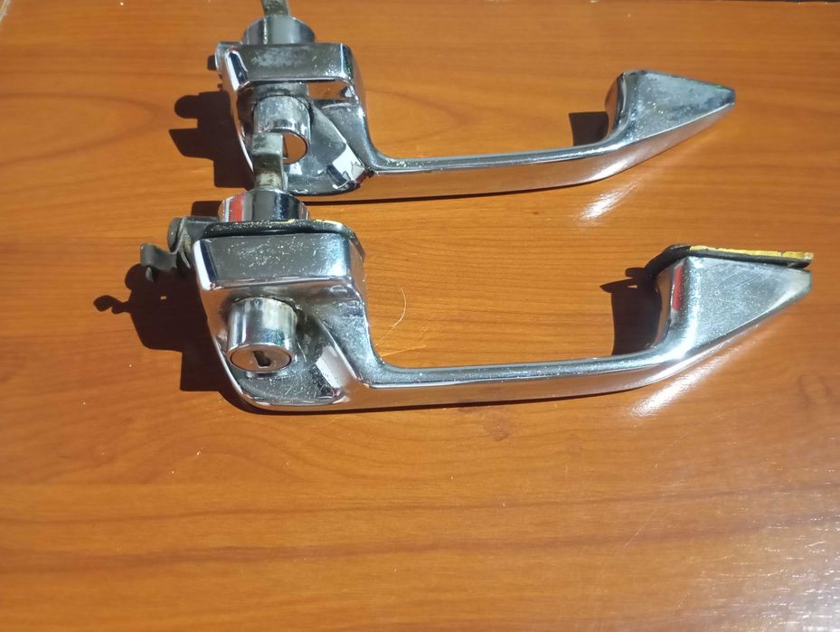 Vendo Peças Originais Mercedes-Benz W114 / W115 (1968-1976)