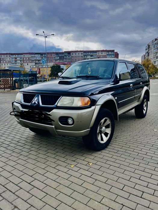 Mitsubishi Pajero sport