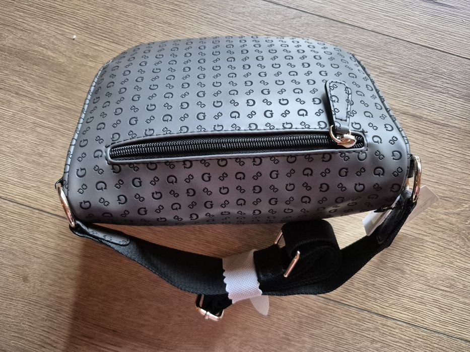 Saszetka Nerka Damska Guess