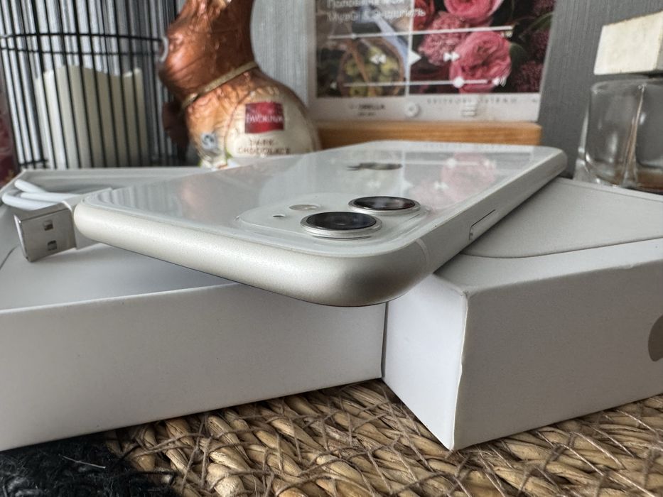Телефон Iphone11 64gb