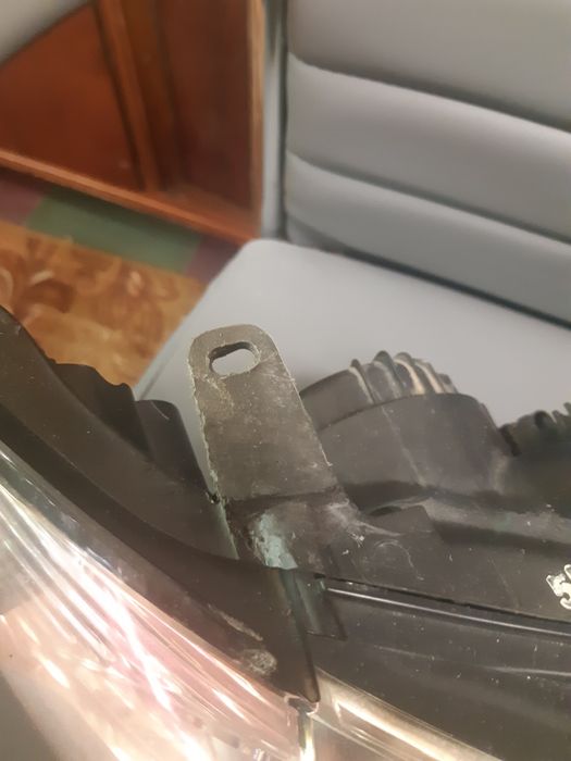 Правая фара ксенон субару импреза 2005-2007 (лиса)