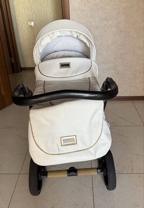 Детская коляска 2в1 Mioobaby ZOOM  Royal Edition в расцветке  White/Go