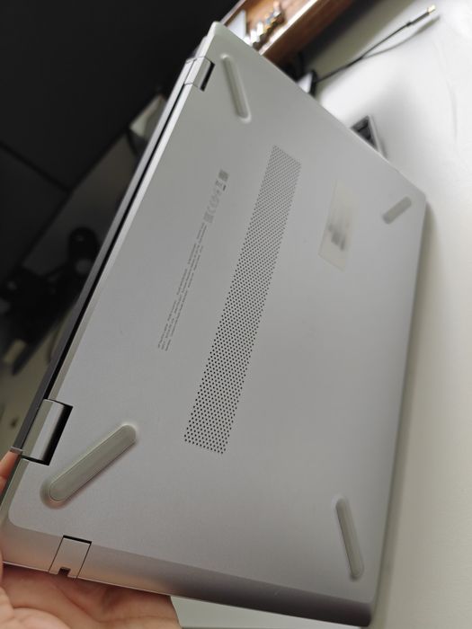 HP Pavilion 14" FHD i7-8565U 16 RAM, 256GB SSD 1TB, grafika MX250