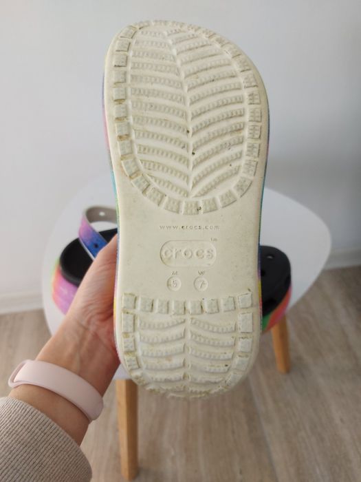 Жіночі крокси Crocs M5W7. Розмір 37
