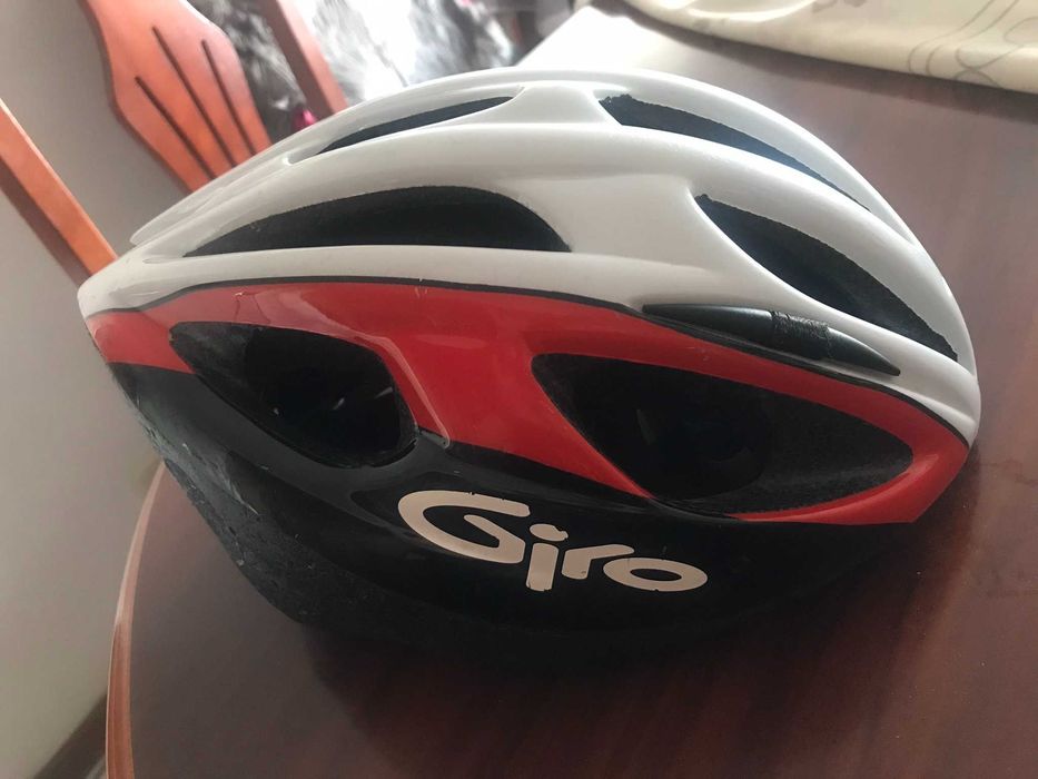 Capacete GIRO para ciclismo
