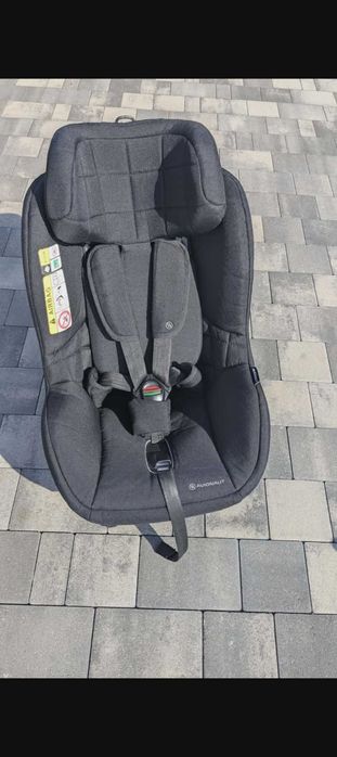 Fotelik samochodowy Avionaut Aerofix z bazą ISOFIX