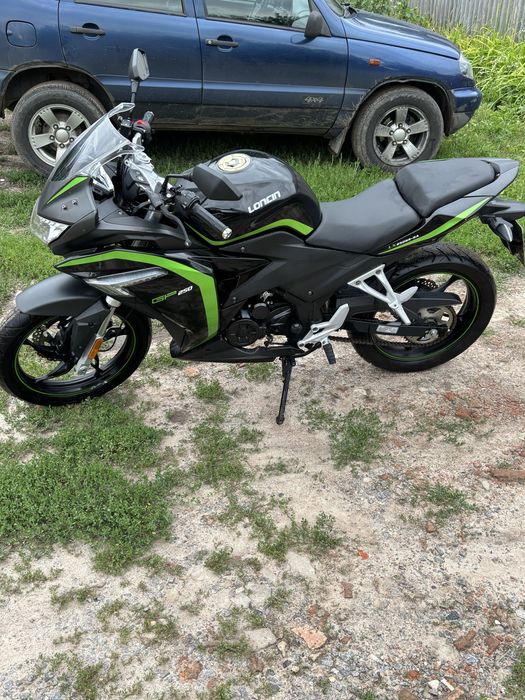 Мотоцикл  Loncin LX250GS-2A
