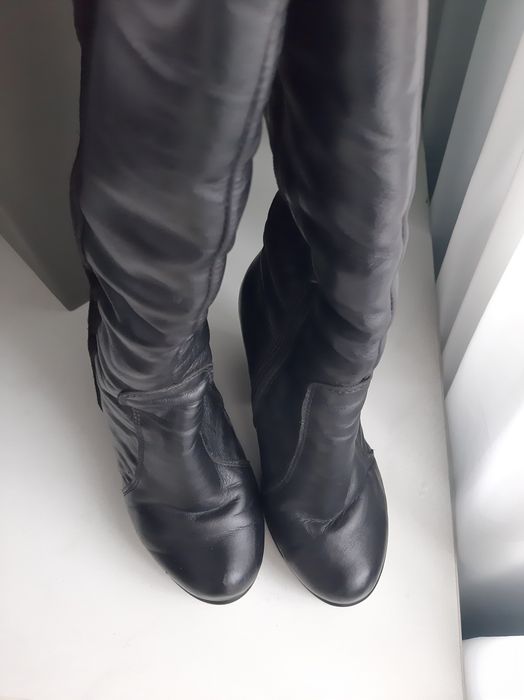 Зимові сапоги на стійких підборах