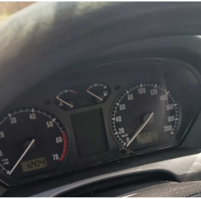 Skoda Fabia  1 ceglana  1,4 MPI 2002