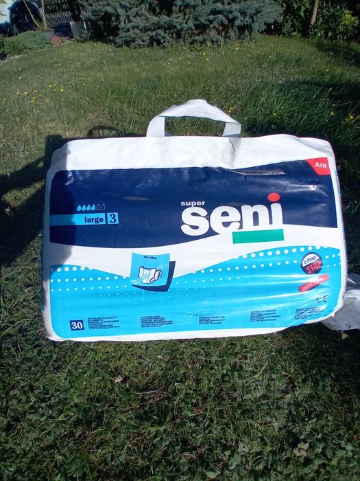 Pieluchomajtki  seni l oraz akive  plus xl