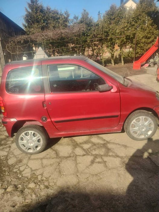 samochód Microcar 2005r