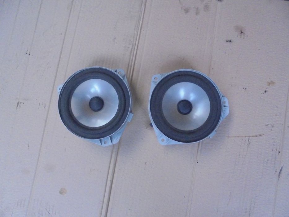 Subaru forester II SG glośniki