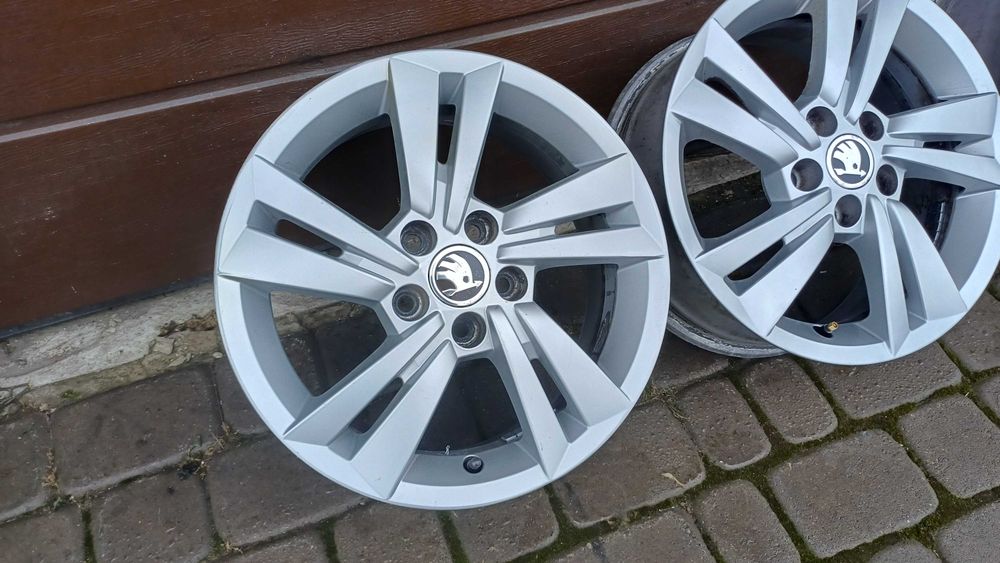 15" Alufelgi 5x100 vw polo golf fox BORA new beetle ibiza fabia rapid