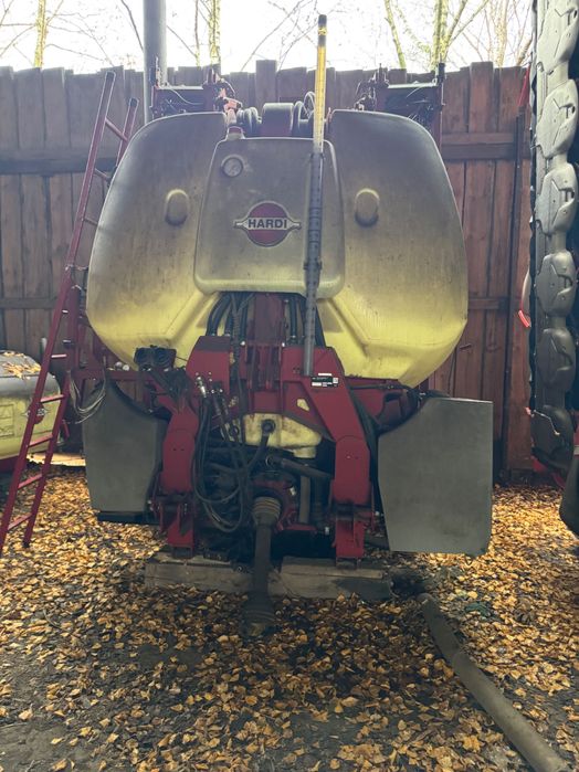 Опрыскиватель навесной Hardi Mega 2200
