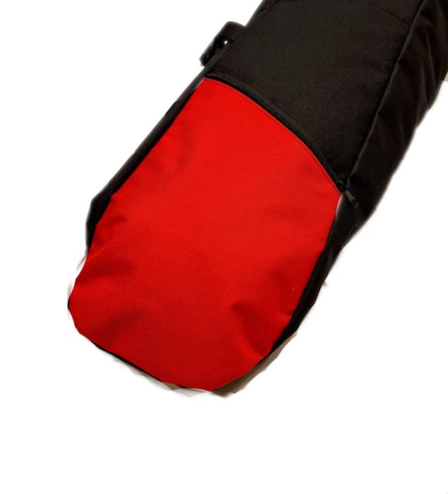 Pokrowiec na deskę snowboard snowboardową buty kask czerwony