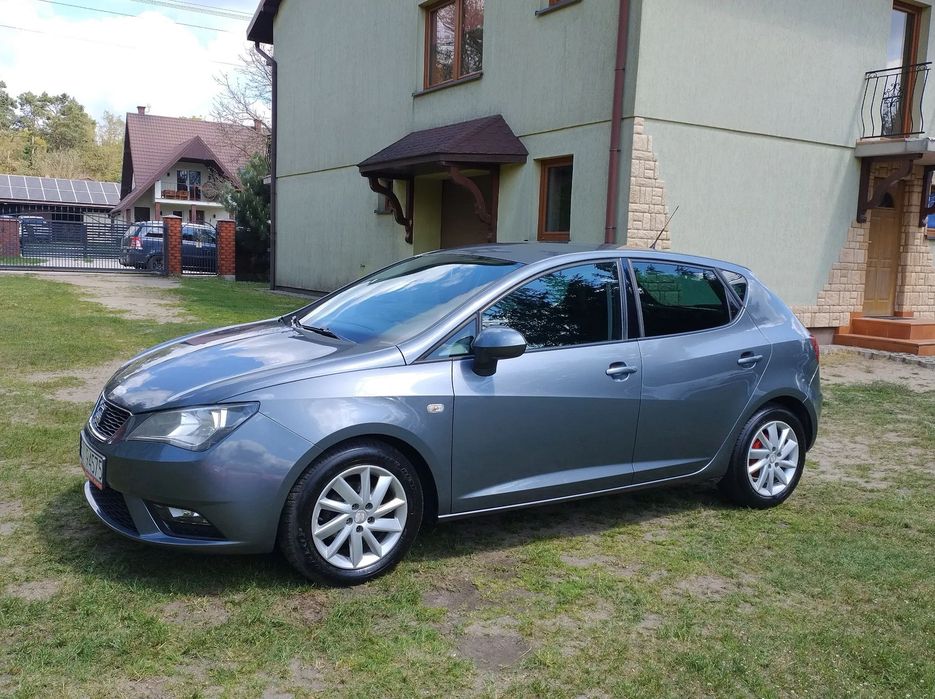 Seat Ibiza 1.6 +LPG*SERWIS*BOGATO WYPOSAŻONY*Zadbany* Sprowadzony Zarejesrowany