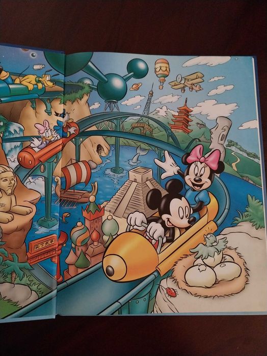 O Maravilhoso Mundo do Conhecimento, A Dança, o Teatro e a Música (livro didático), Disney