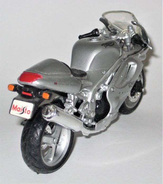 Мотоцикл Triumph Daytona 955i