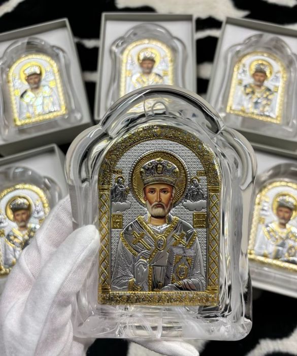 Срібна Ікона " Святий Миколай Чудотворець" в Муранському склі! Греція.