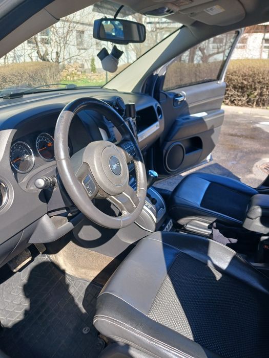 Продам JEEP компас