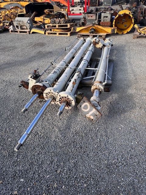 siłownik hydrauliczny do śluzy wodnej L -3250 MAX