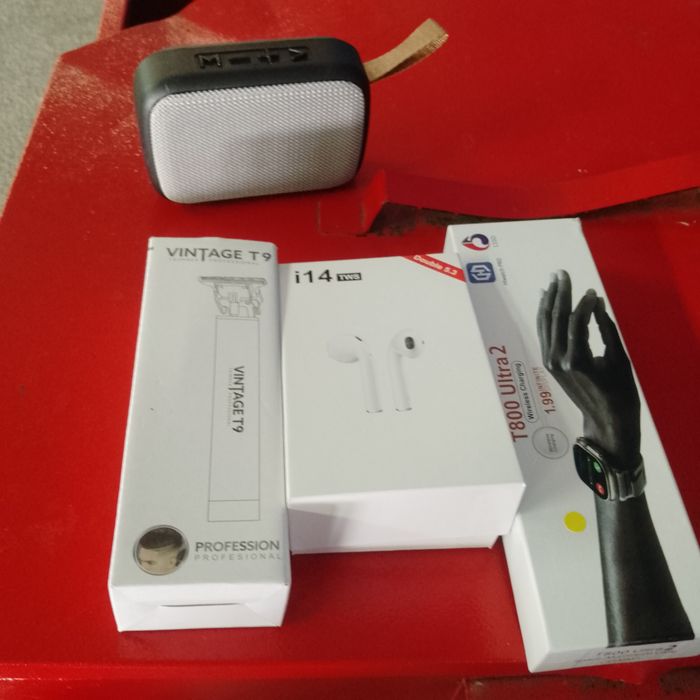 Bluth, máquina Razer, culuna,escutador