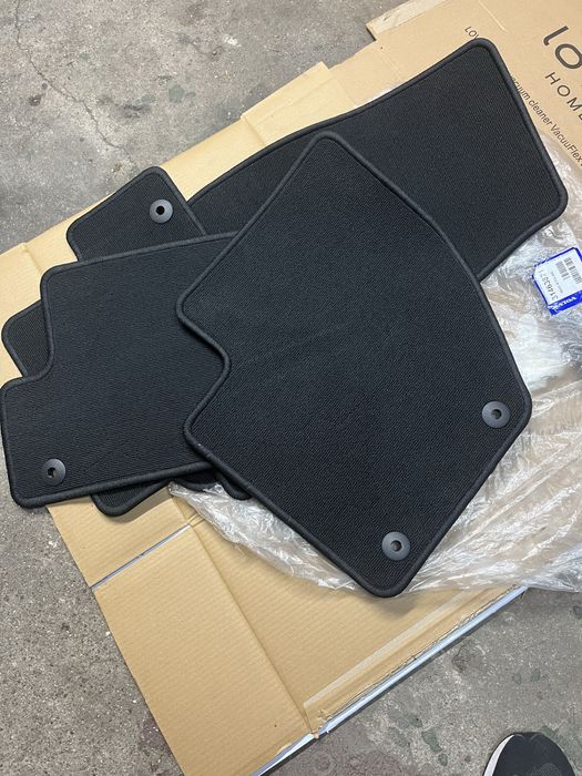 Dywaniki welurowe do volvo v40