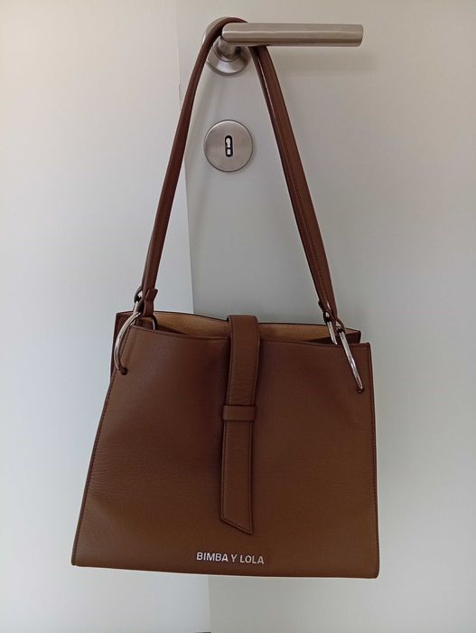 Mala Bimba Y Lola de pele taupe