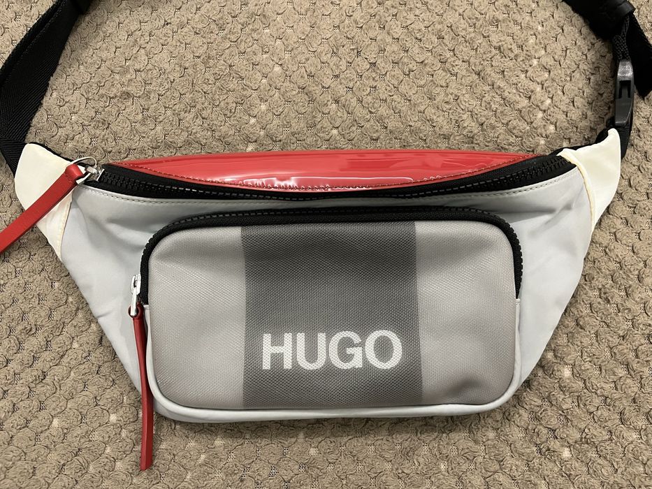 Женская серая поясная сумка-бананка HUGO Оригінал.