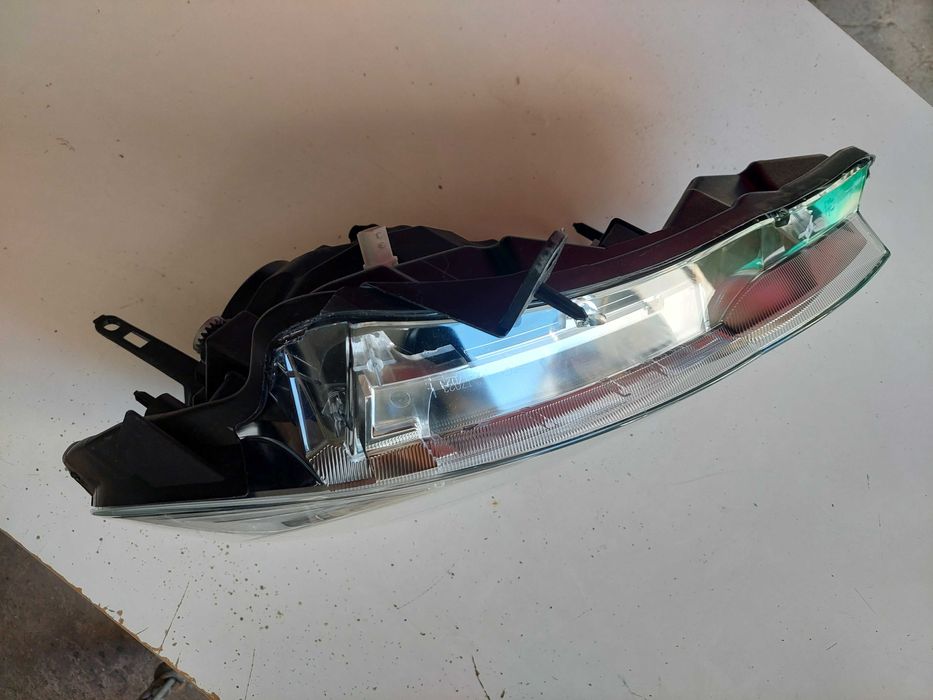 farol novo esquerdo Renault kangoo