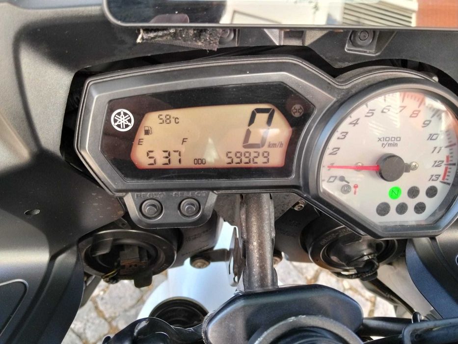 Yamaha FZ8 Fazer 2010 - Muitos Extras