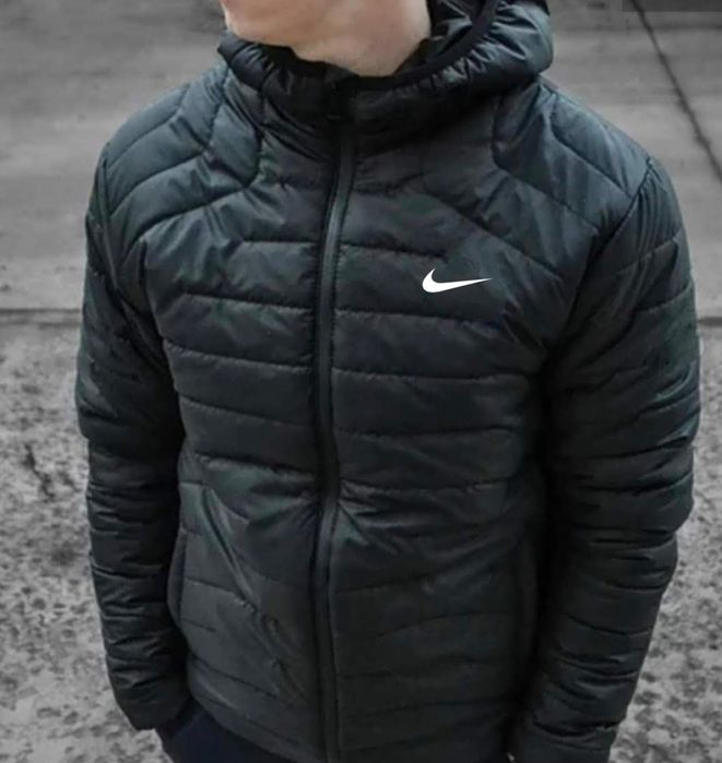 Мужская весенняя куртка Nike