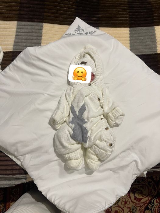 Конверт з комбінезоном та шапкою