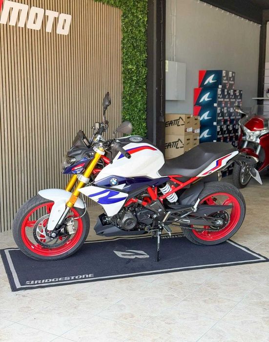 BMW G310R de 2022