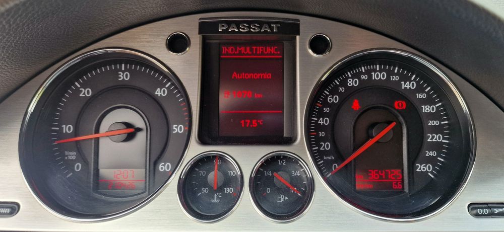 Volkswagen Passat — fotografia 4