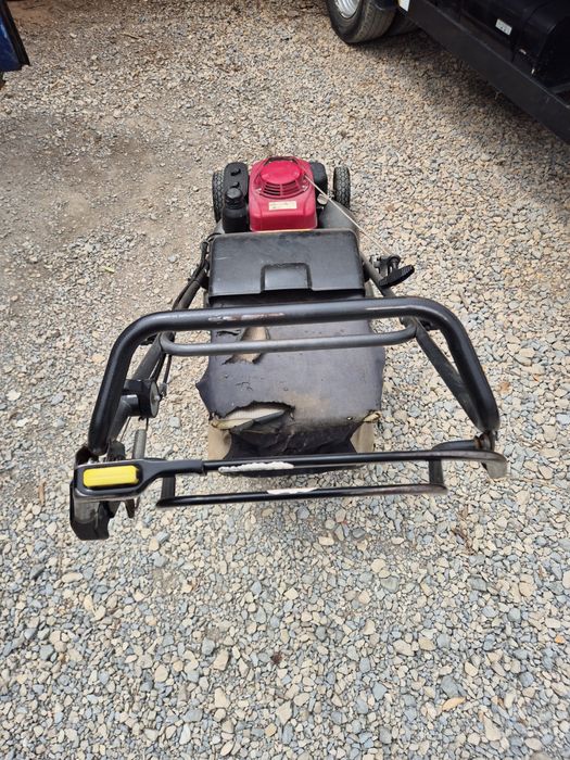 Maquina de cortar relva honda profissional